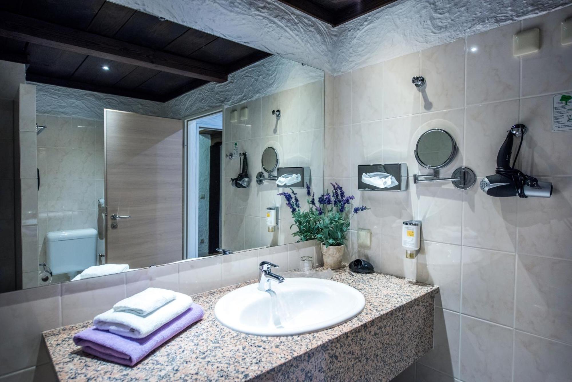 Contel Hotel Кобленц Екстер'єр фото