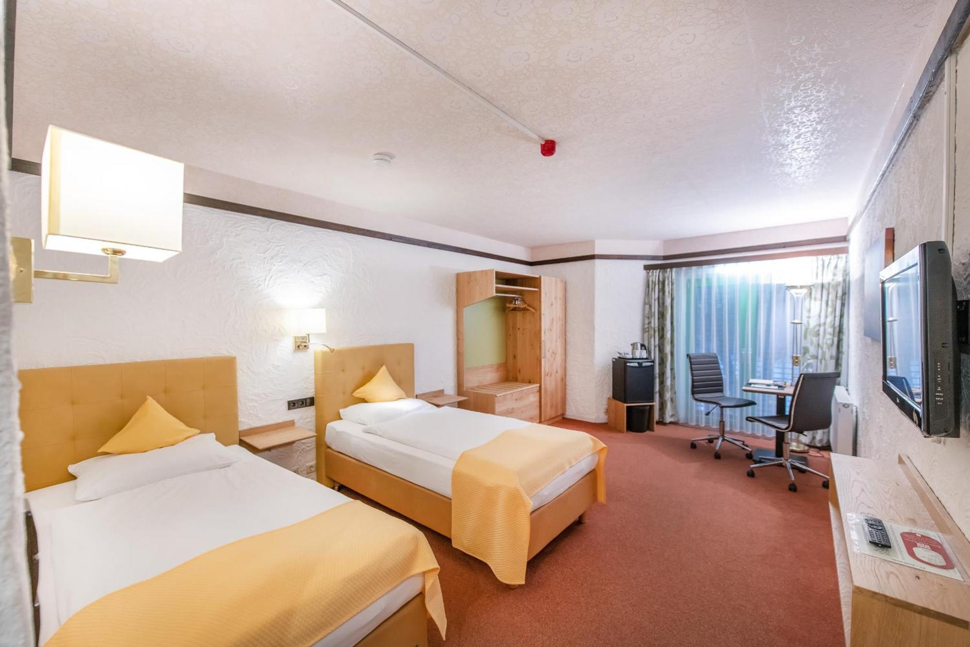 Contel Hotel Кобленц Екстер'єр фото