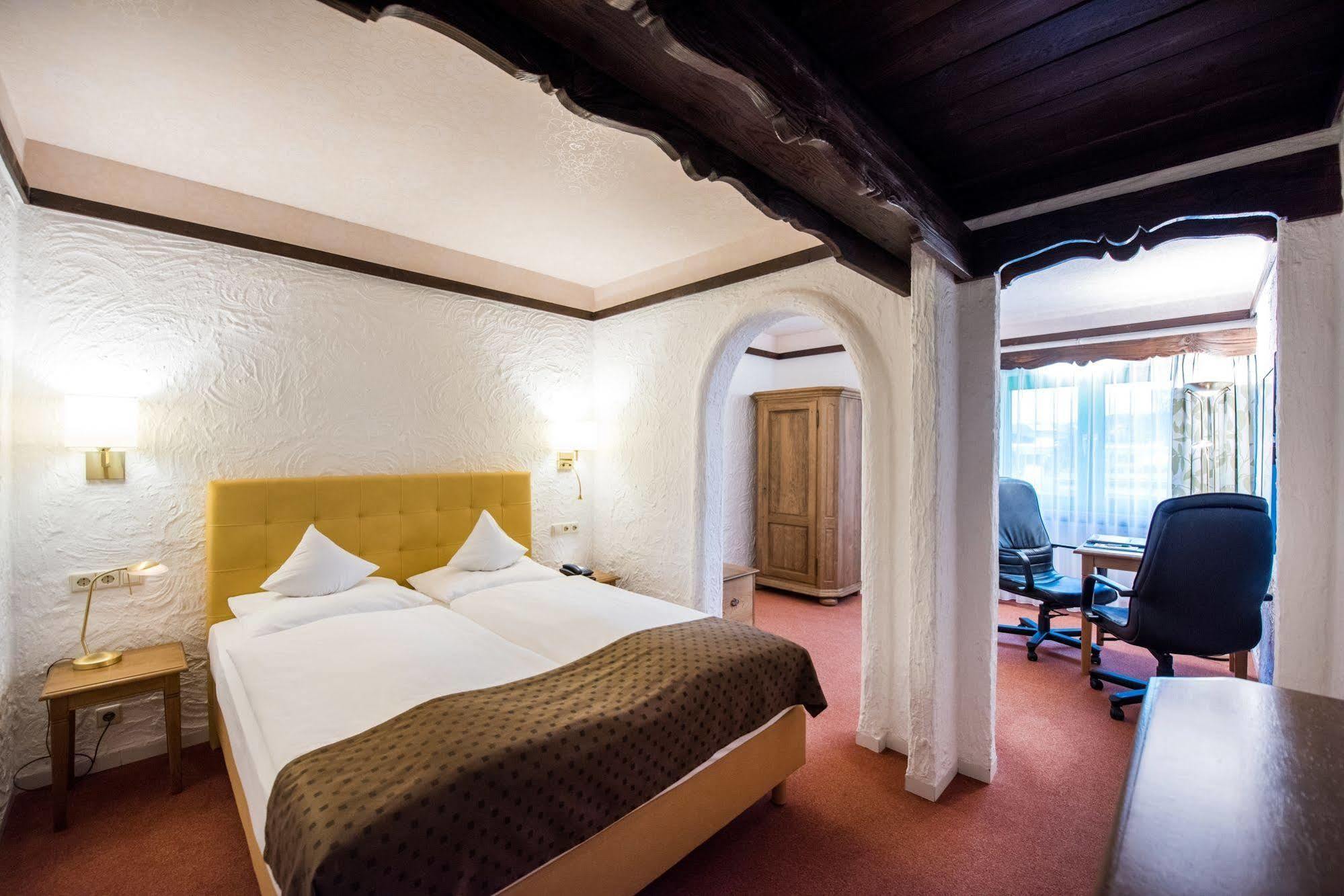 Contel Hotel Кобленц Екстер'єр фото