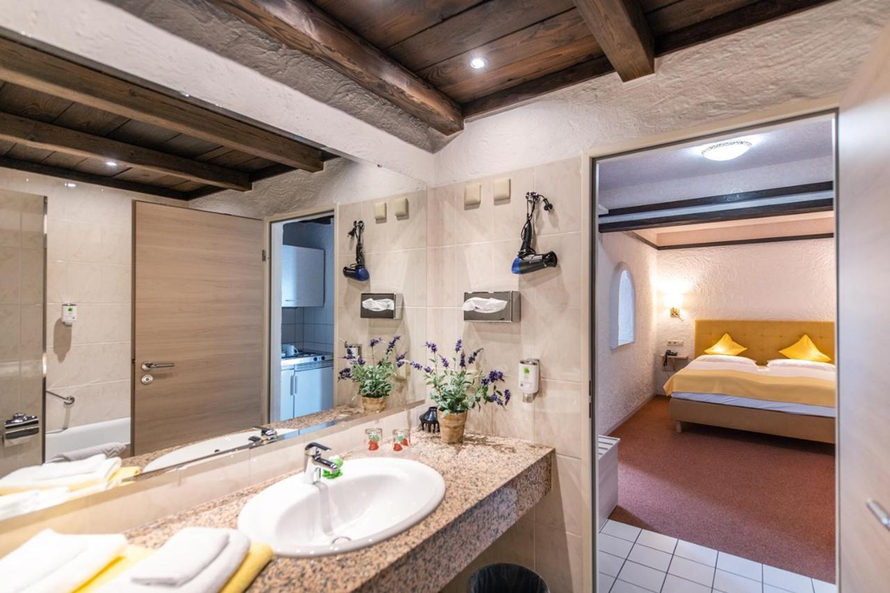 Contel Hotel Кобленц Екстер'єр фото